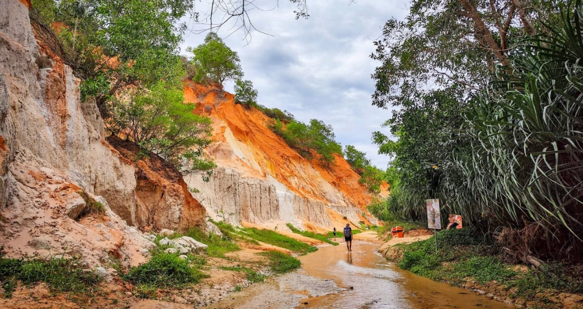 Suối Tiên huyền bí và thơ mộng