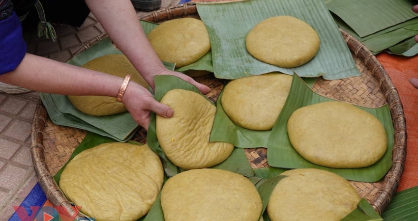 Bánh dày trắng dẻo Mù Cang Chải.