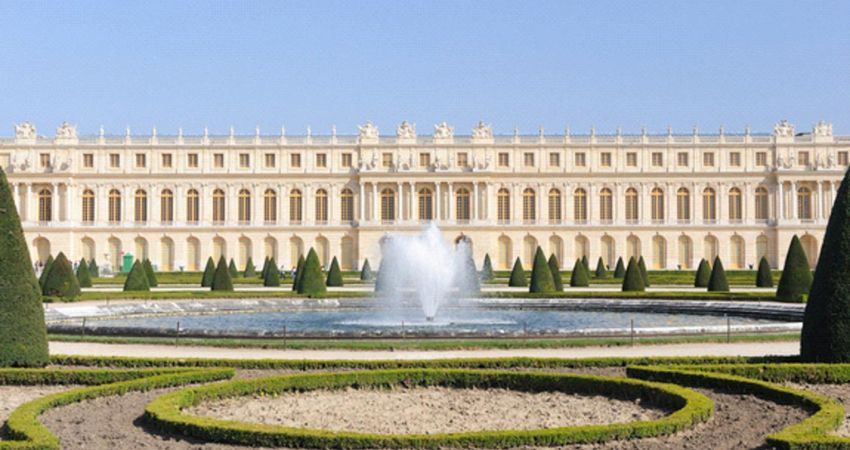 Kiệt tác kiến trúc của cung điện Versailles.