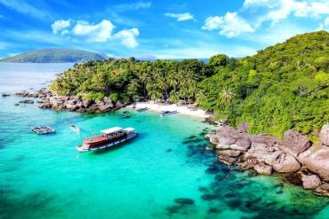 Top 5 điểm đến không thể bỏ lỡ khi trải nghiệm tour du lịch đường bay Côn Đảo