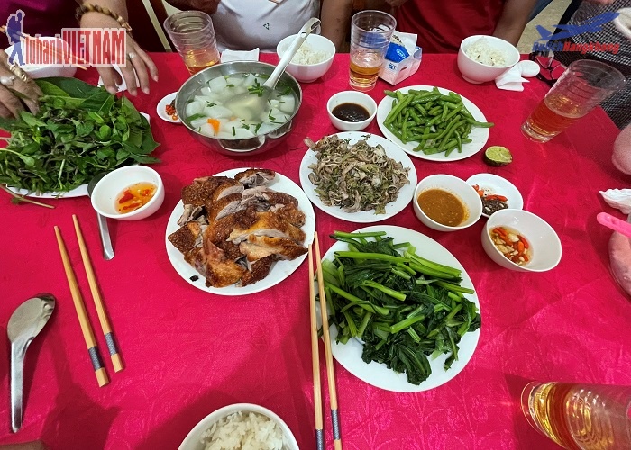 Nhà Hàng