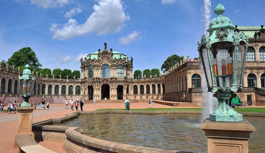 Khám phá Cung điện Zwinger phong cách phục hưng của Ý