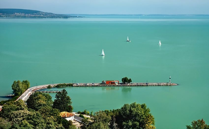 Cảnh đẹp nên thơ ở hồ Balaton