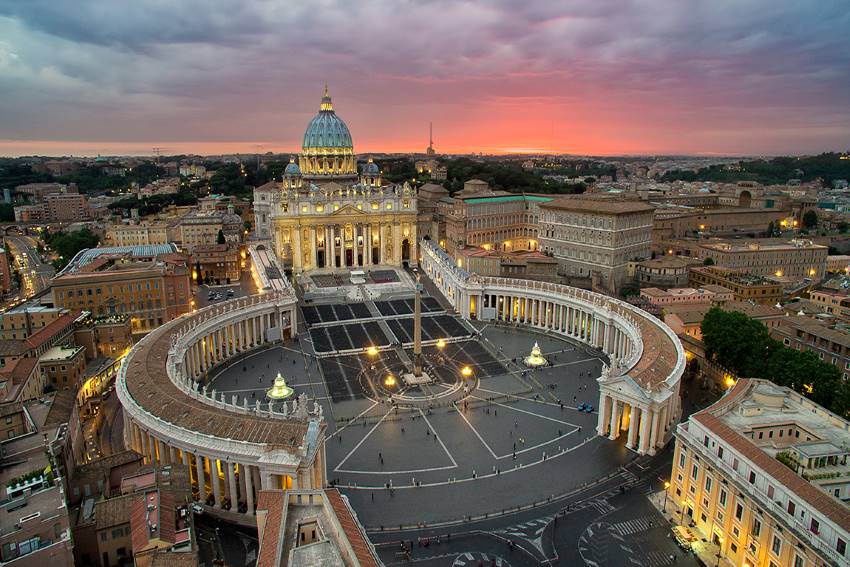 Tòa thánh Vatican hội tụ nhiều công trình kiến trúc cổ rất ấn tượng