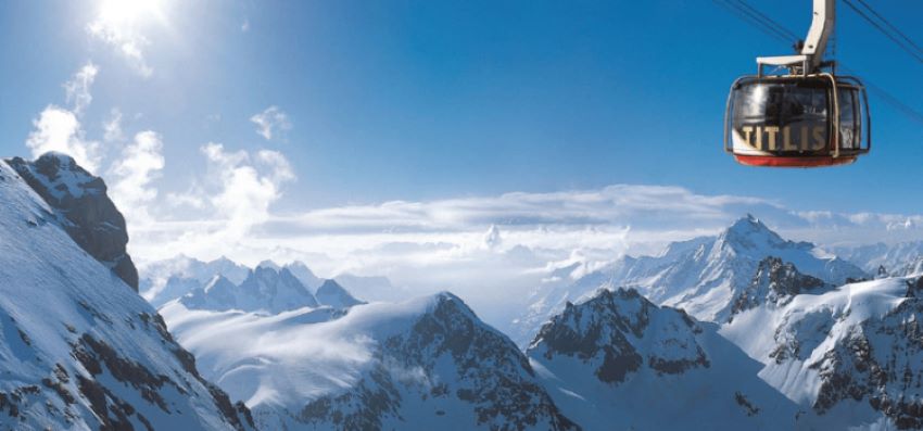 Khung cảnh như tranh của núi tuyết Titlis