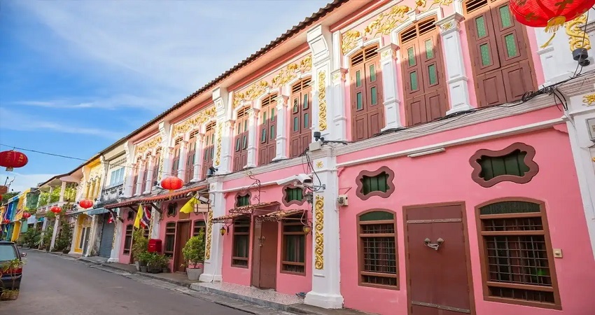 Phố cổ Phuket thu hút du khách gần xa đến thăm quan