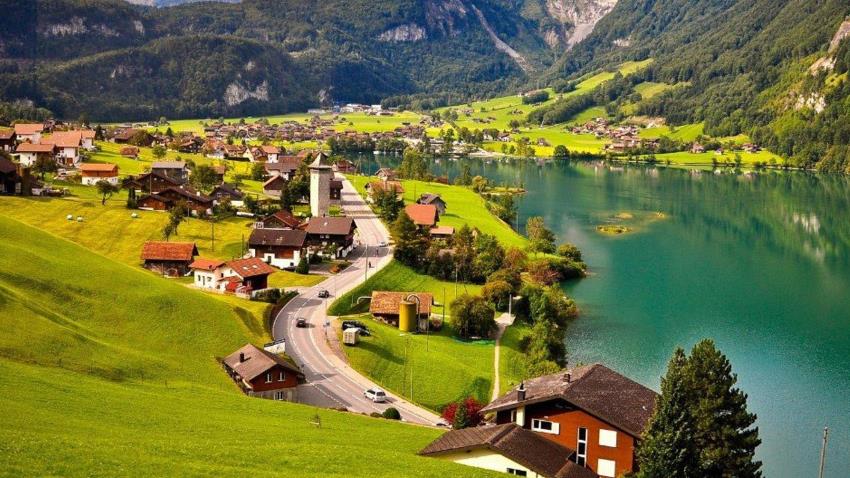 Khung cảnh đẹp như tranh vẽ của làng Grindelwald