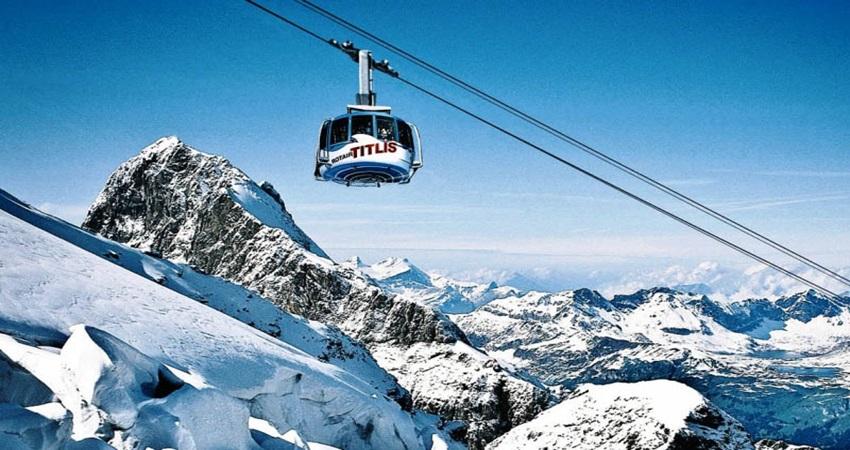 Cáp treo ngắm toàn cảnh núi tuyết 4 mùa Titlis