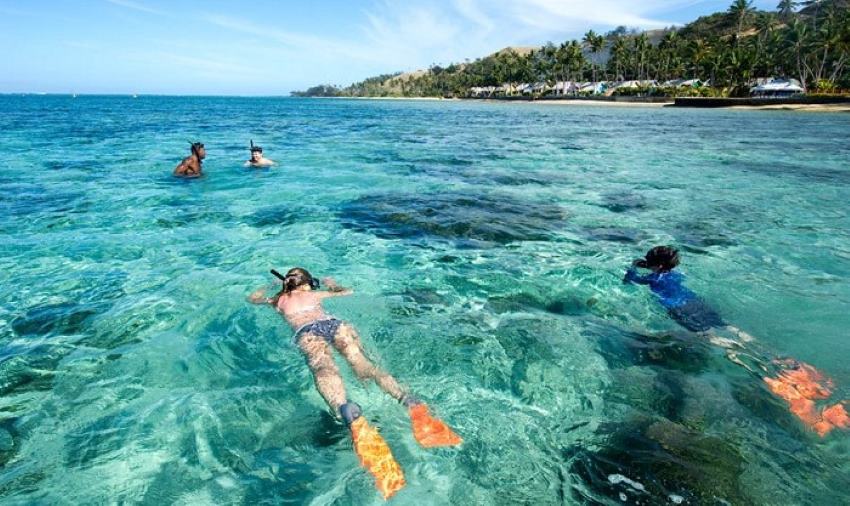 Các hoạt động du lịch biển thú vị ở đảo Coral