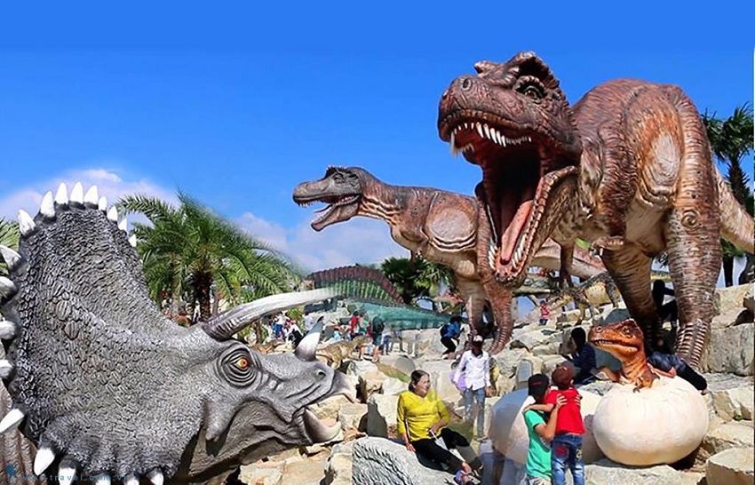 Công viên khủng long Nongnooch nổi bật với mô hình đồ sộ