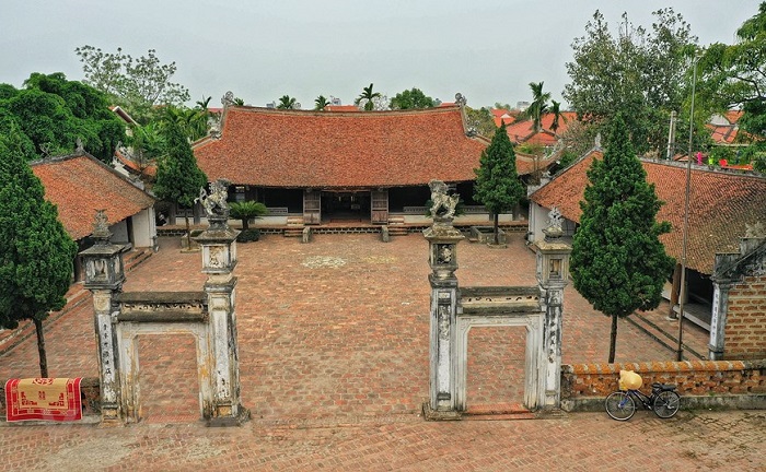 Tour Hà Nội 1 ngày tham quan đình Mông Phụ