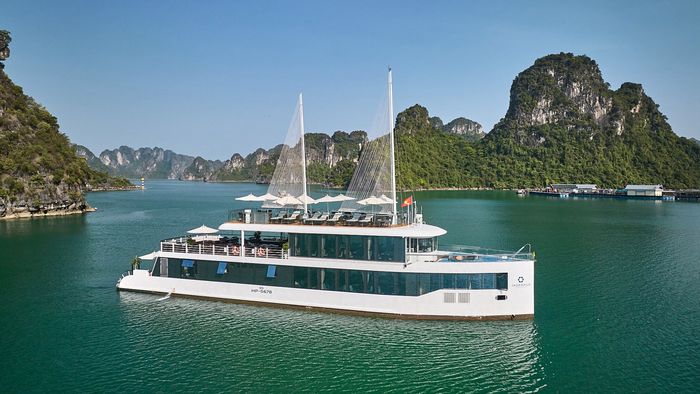Du thuyền Jade Sails 1 ngày