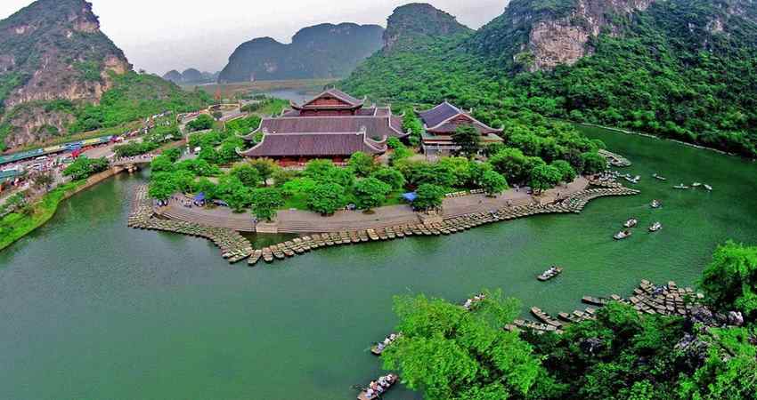 Cảnh đẹp non xanh nước biển ai cũng phải say mê ở danh thắng Tràng An