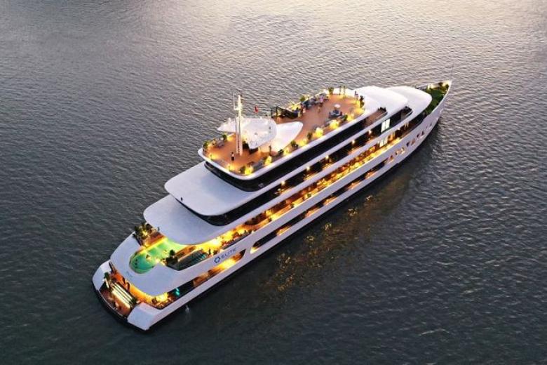 Du thuyền Elite Of The Seas 2 ngày