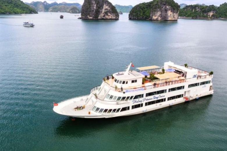 Du thuyền Hạ Long Princess 1 ngày