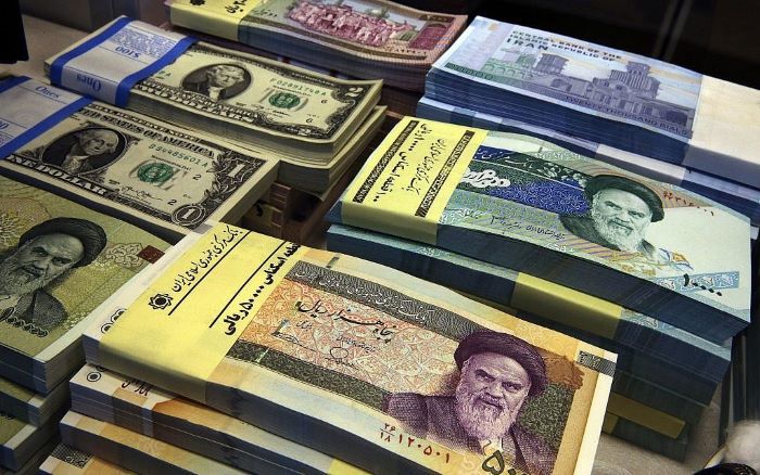 Rial là tiền tệ chính ở Iran
