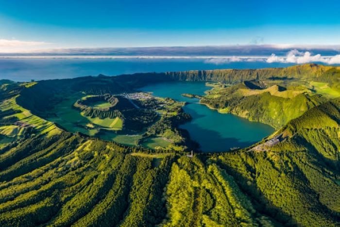 Cảnh đẹp như tranh ở vùng tự trị Azores