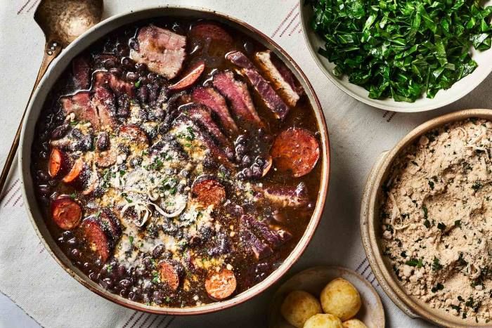 Món Feijoada truyền thống