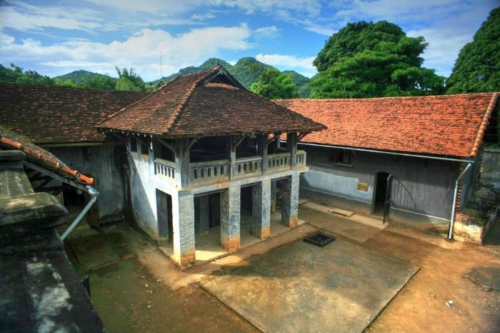Check in Nhà Tù Sơn La