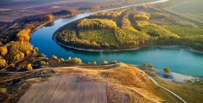 Dòng sông Danube hiền hòa, thơ mộng ở thủ đô Hungary