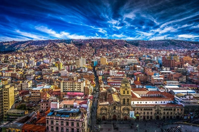 Thủ đô La Paz vô cùng nhộn nhịp và sôi động