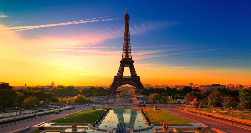 Tháp Eiffel
