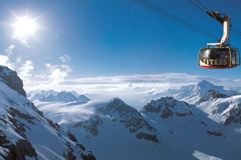 Chinh phục đỉnh núi tuyết Titlis