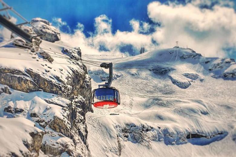 Chinh phục đỉnh núi tuyết Titlis
