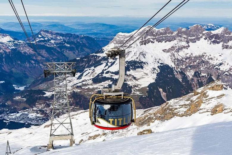 Chinh phục đỉnh núi tuyết Titlis