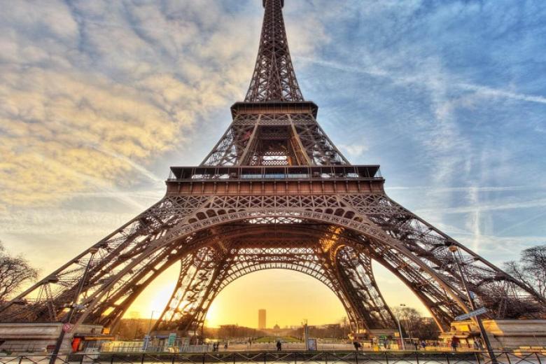 Tháp Eiffel