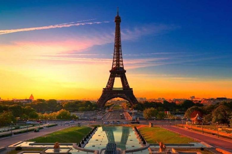 Tháp Eiffel