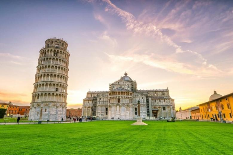Tháp nghiêng Pisa