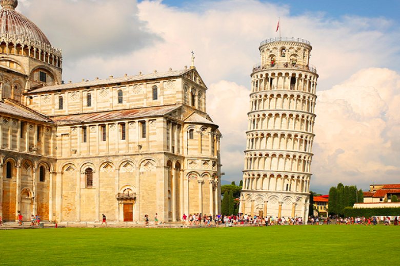 Tháp nghiêng Pisa