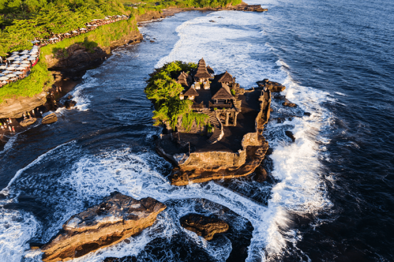 Đền Tanah Lot