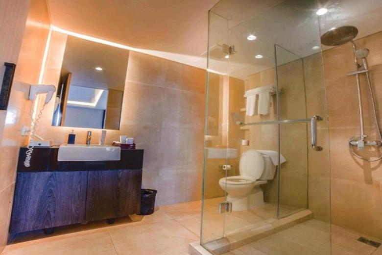 J4 Hotels Legian