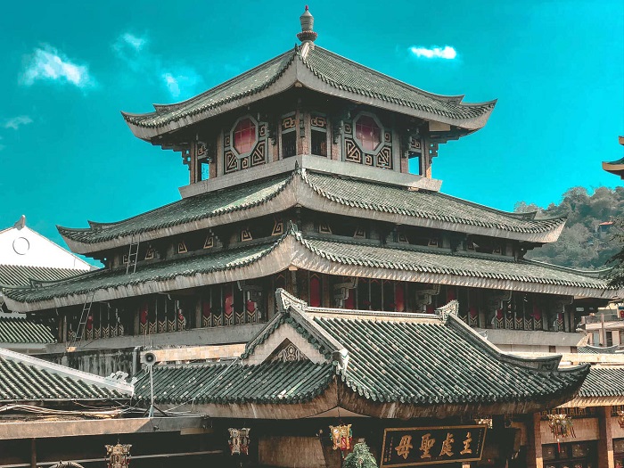 Miếu Bà Chúa Xứ Núi Sam 