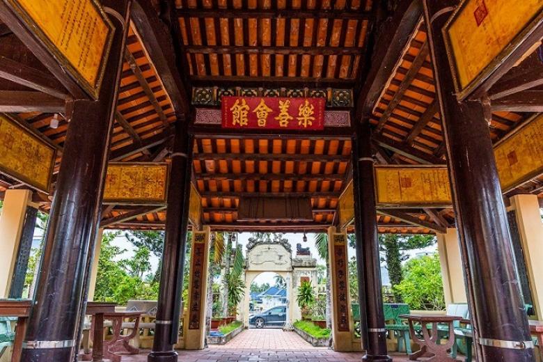 Lăng Mạc Cửu