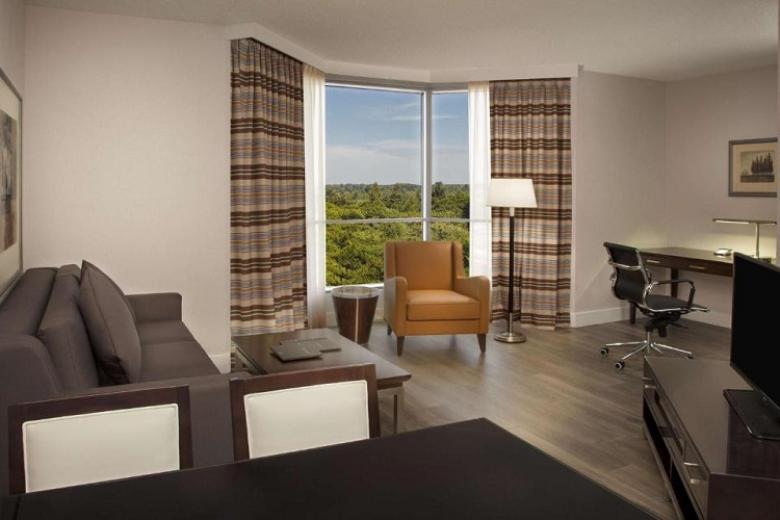 Hilton Toronto/Markham Suites Conference Centre & Spa