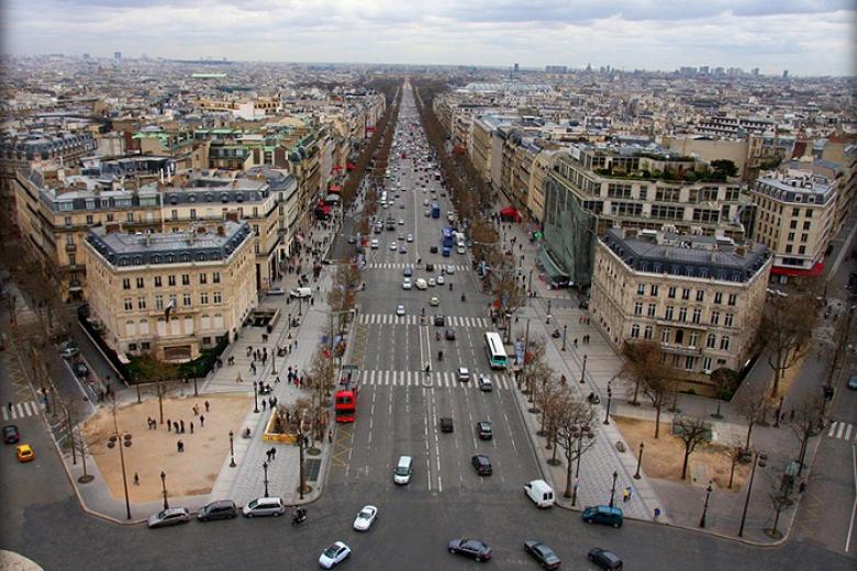 Đại Lộ Champs Elysees
