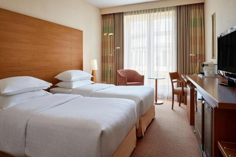 Sheraton Düsseldorf Airport Hotel