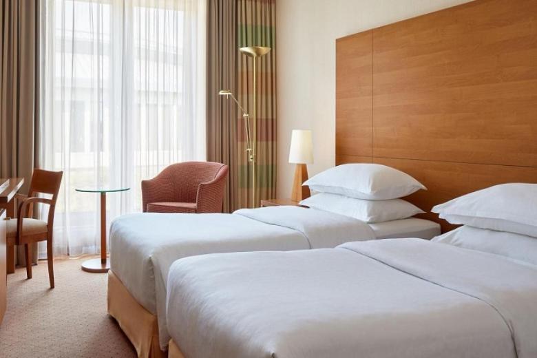 Sheraton Düsseldorf Airport Hotel