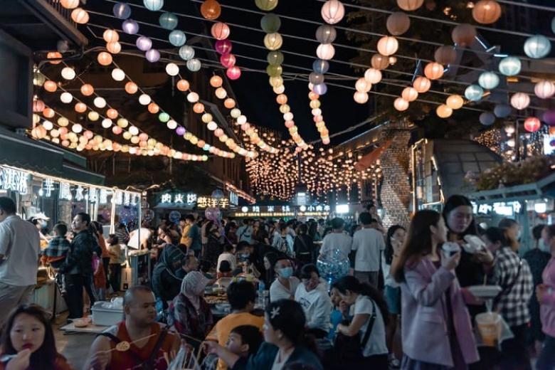 Chợ đêm Kiến Thủy