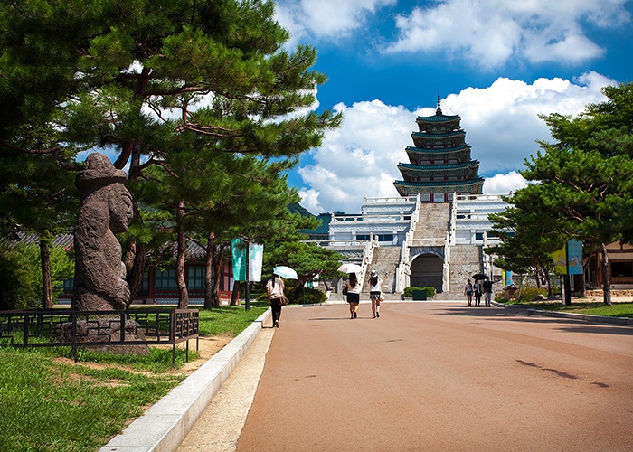 Bảo tàng dân gian Quốc gia (National Folk Museum)