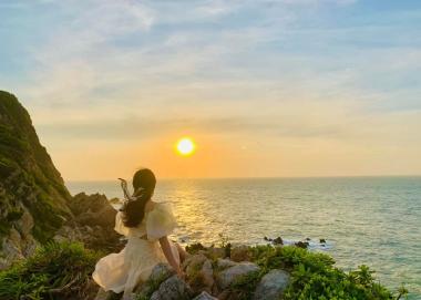 Tour Quan Lạn 3N2Đ: Từ Hà Nội - Khám Phá Quan Lạn, Ô tô, tàu cao tốc