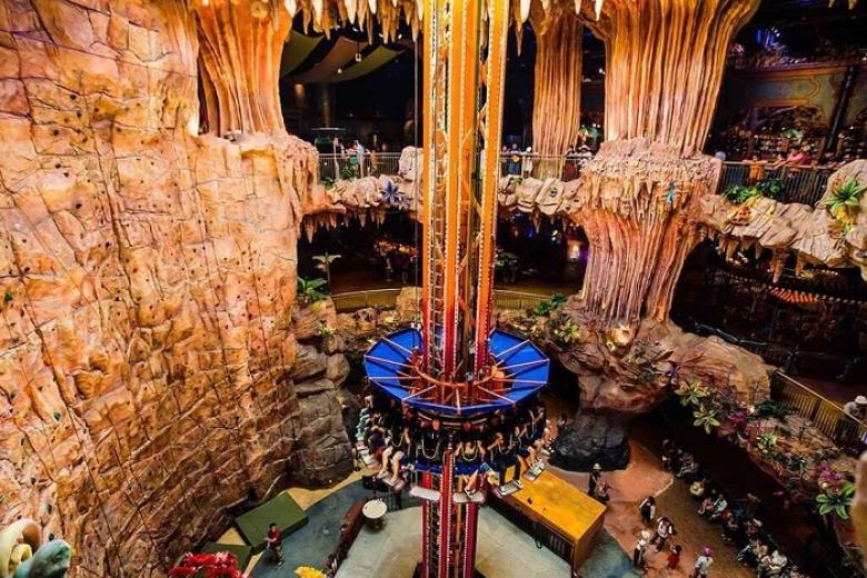 Tham gia vui chơi tại công viên Fantasy Park