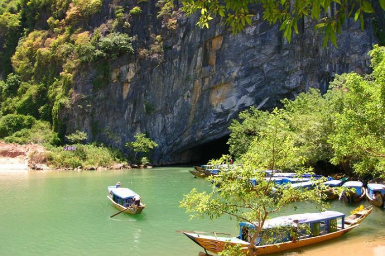 Động Phong Nha