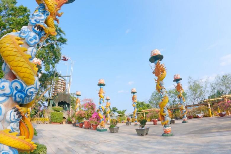 Cồn Phụng ( Đạo Dừa)