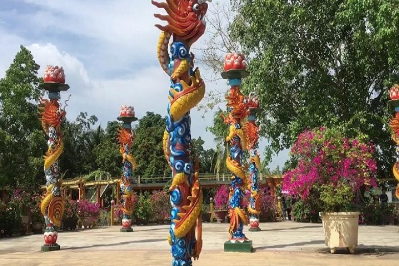 Cồn Phụng ( Đạo Dừa)