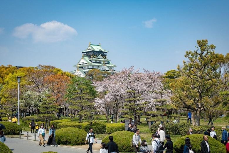 Lâu đài Osaka