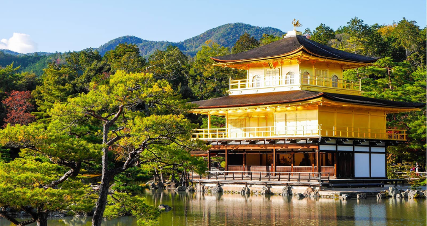 Chùa Kinkaku-ji, hay còn gọi là Chùa Vàng